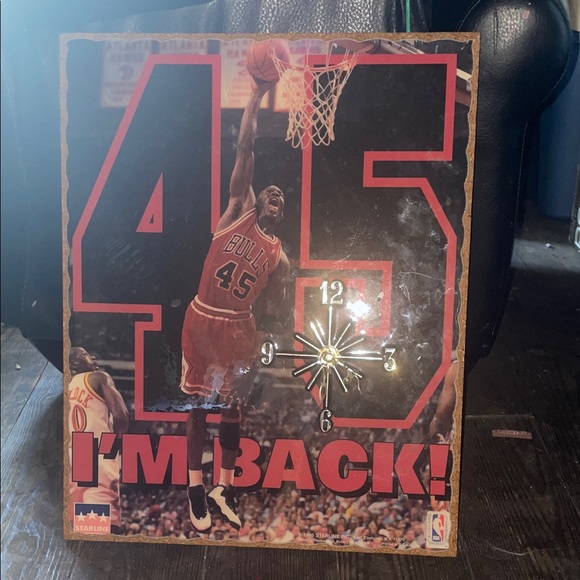 NBA Themed Wall Clock vintage 1995 Michael Jordan - Picture 1 of 7